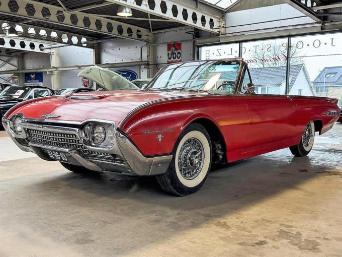 Ford Thunderbird 390Cu convertible de 1962
