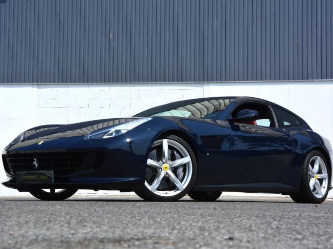 Ferrari GTC4 V12 1ère main POZZI de 2018