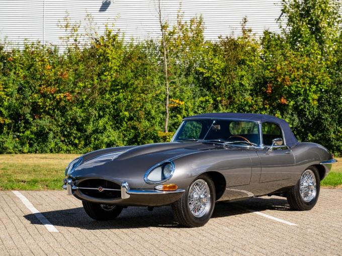 Jaguar Type E Jaguar E-Type S1 Roadster de 1965