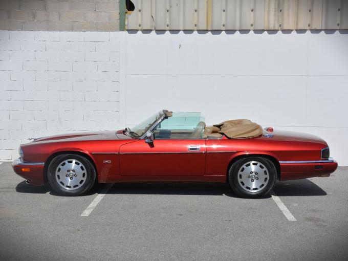 Jaguar XJS Cabriolet Edition C&eacute;l&eacute;bration de 1996