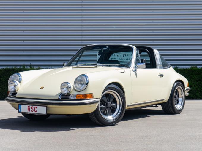 Porsche 911 3.2 Targa - backdate de 1975