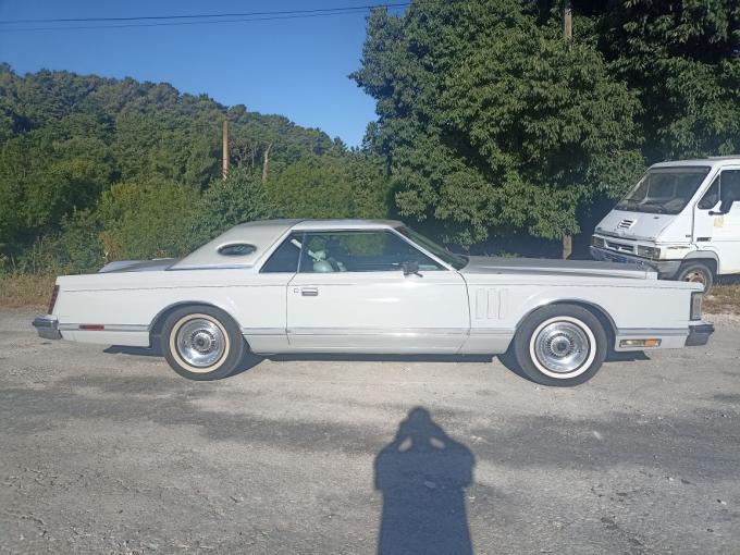 Lincoln Mark  V " cartier " de 1977