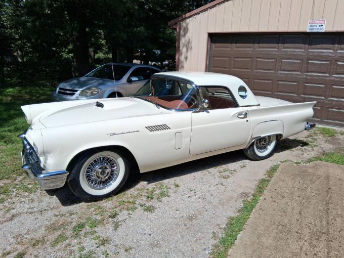 Ford Thunderbird Cabriolet de 1957