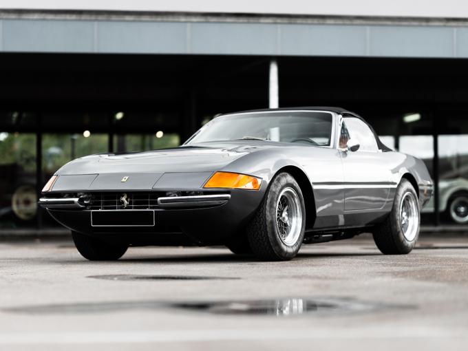 Ferrari Daytona 365 GTB/4 Spider by Straman de 1971