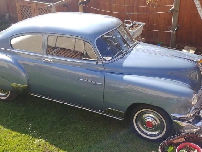 Pontiac Chieftain Deluxe Fastback de 1951