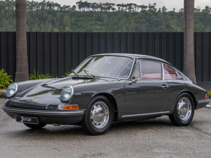 Porsche 911 2,0 L à empattement court de 1965