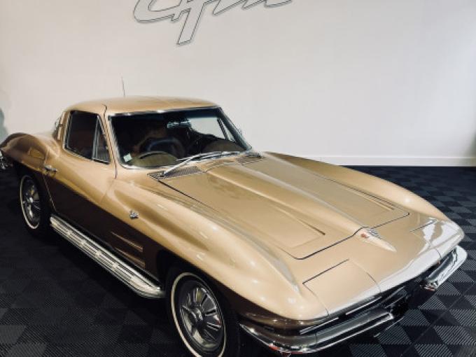 Chevrolet Corvette C2 V8 327 5.3L de 1965