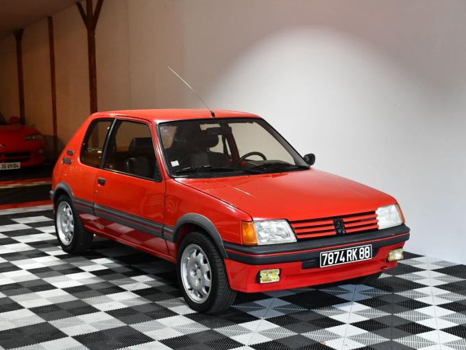 Peugeot 205 GTI  1.9L de 1987