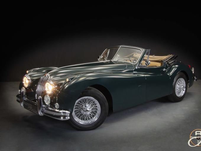 Jaguar Série - XK 140 Drophead Coupé de 1955