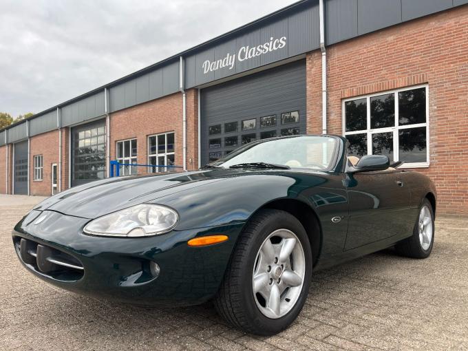 Jaguar XK8 convertible de 1998