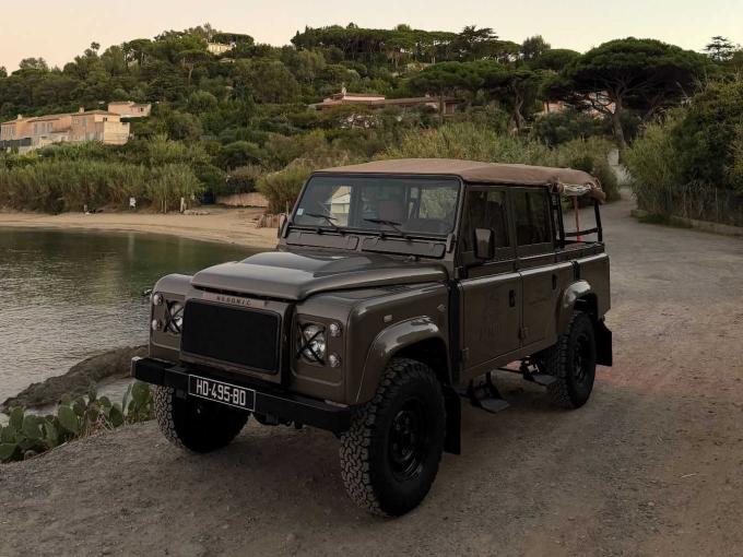 LandRover Defender V8 110 Soft Top de 1983