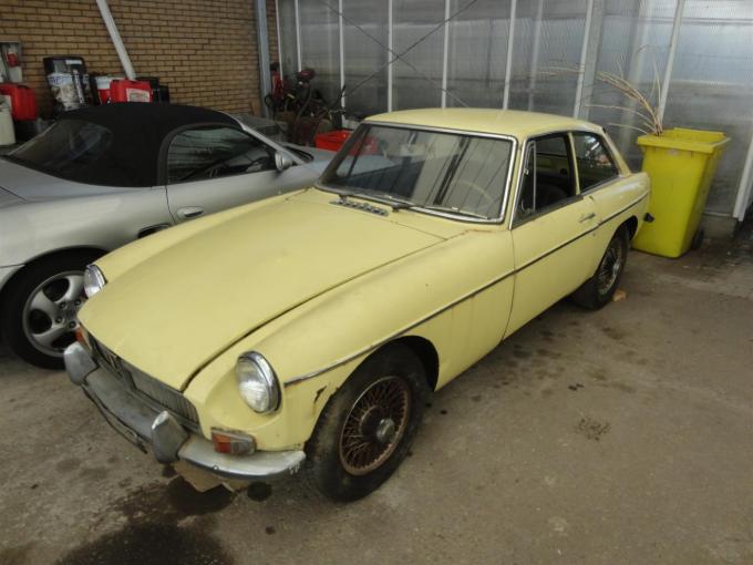 MG B GT À restaurer de 1970
