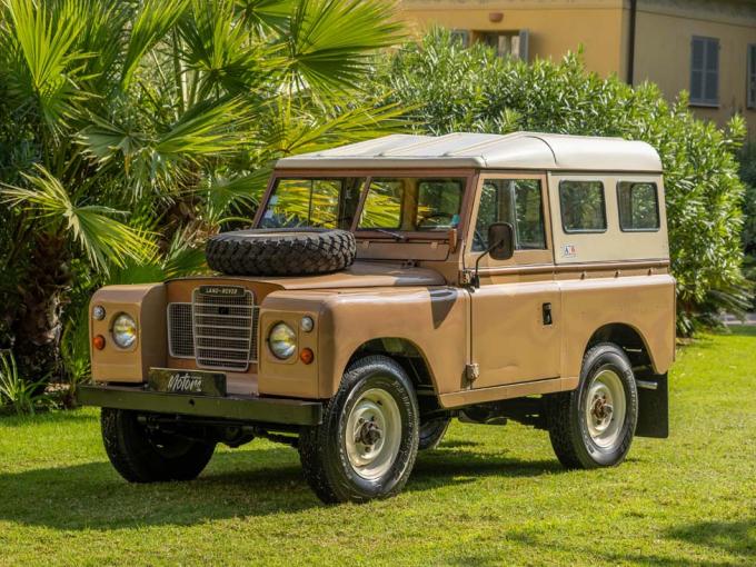LandRover 88 Série III Export de 1975