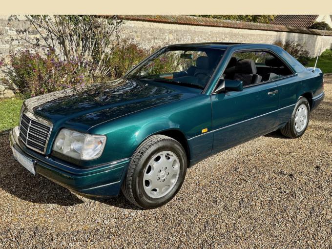 Mercedes-Benz E class W124 E200 Coupé de 1995