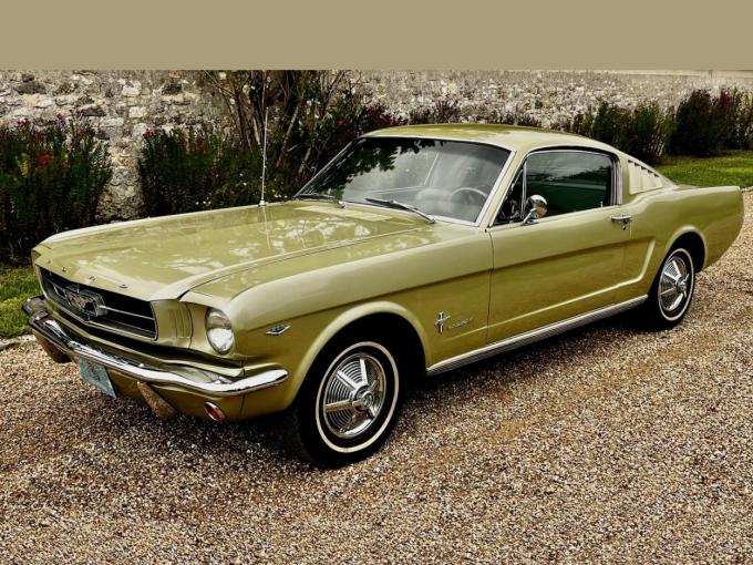 Ford Mustang V8 Fastback de 1965