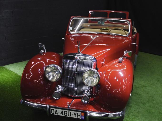 Triumph 1800 roadster de 1949