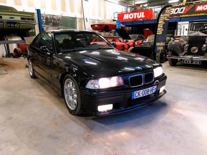 BMW M3 E36 3.2L Boite méca de 1996