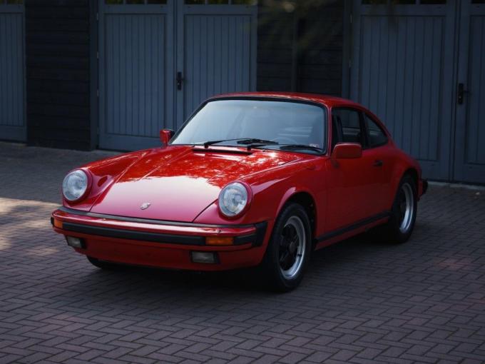 Porsche 911 Carrera 3.2 de 1985