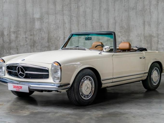 Mercedes-Benz SL 250 Pagode de 1967