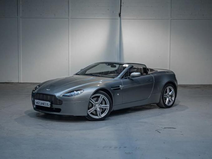 Aston Martin Vantage V8 Vantage Roadster 4.7 BVM *Origine France* de 2011