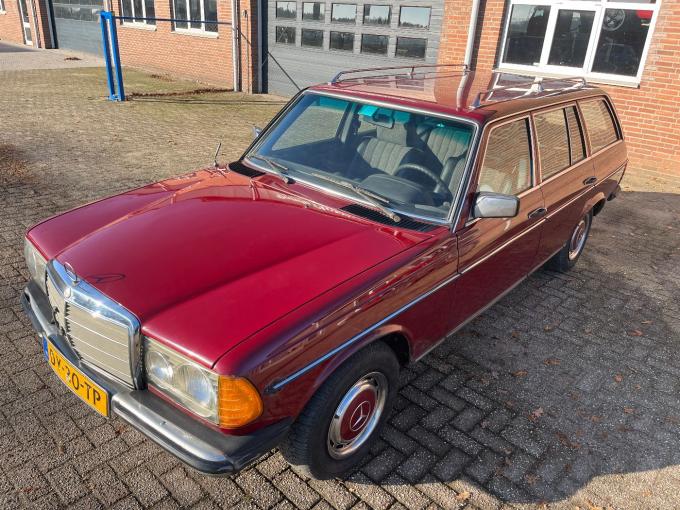 Mercedes-Benz 230 T W123 de 1979