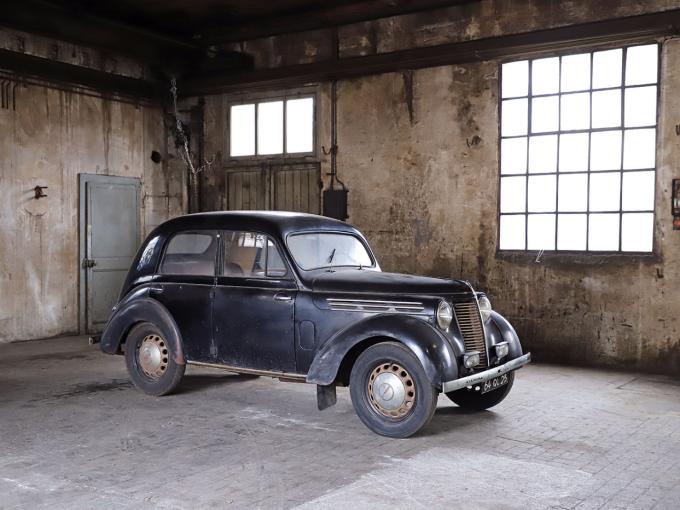 Renault Juvaquatre Berline de 1939