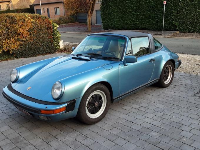 Porsche 911 Carrera 3.2 Targa  de 1985