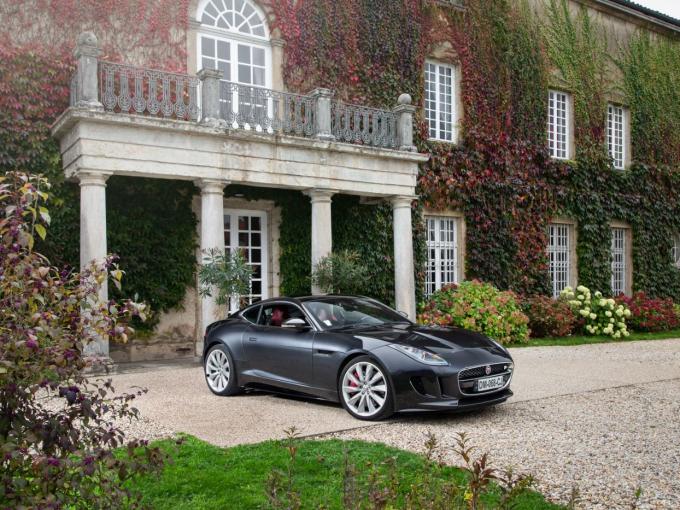 Jaguar Type F R de 2014