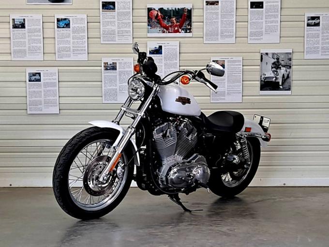 Moto Harley Davidson 883 LOW de 2008