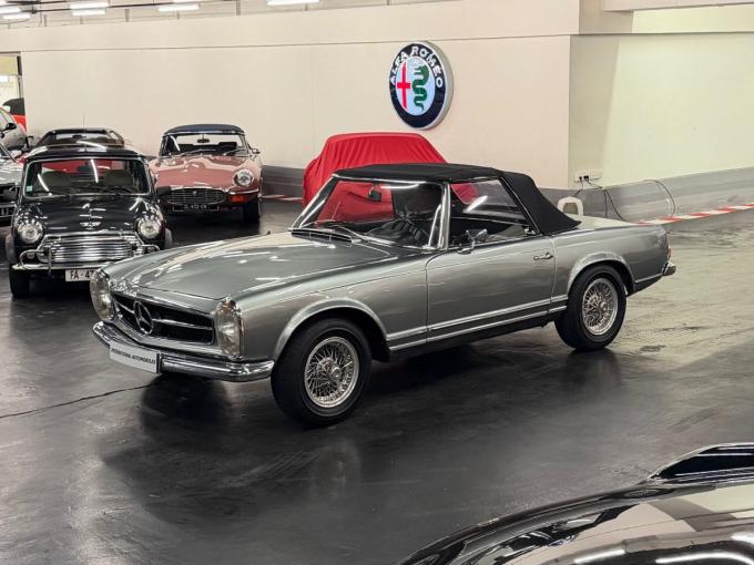 Mercedes-Benz SL 280 Pagode de 1968