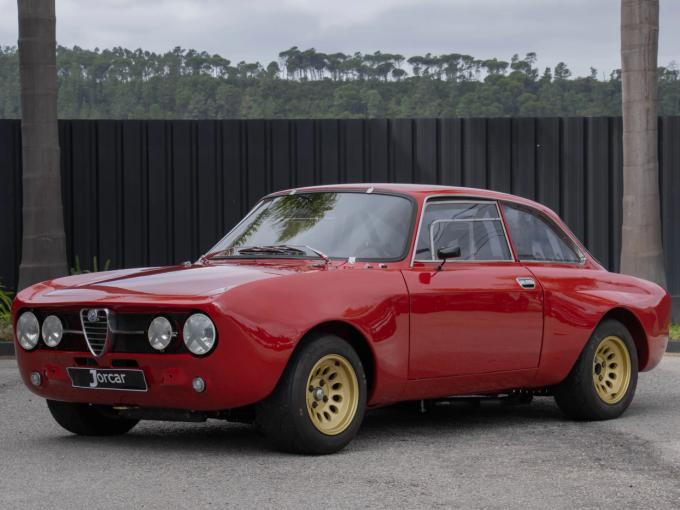 Alfa Roméo Giulia GT Véloce 2000 « GTAm » de 1975