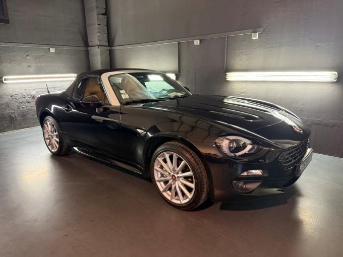 Fiat 124 Spider II 1.4 LUSSO de 2016