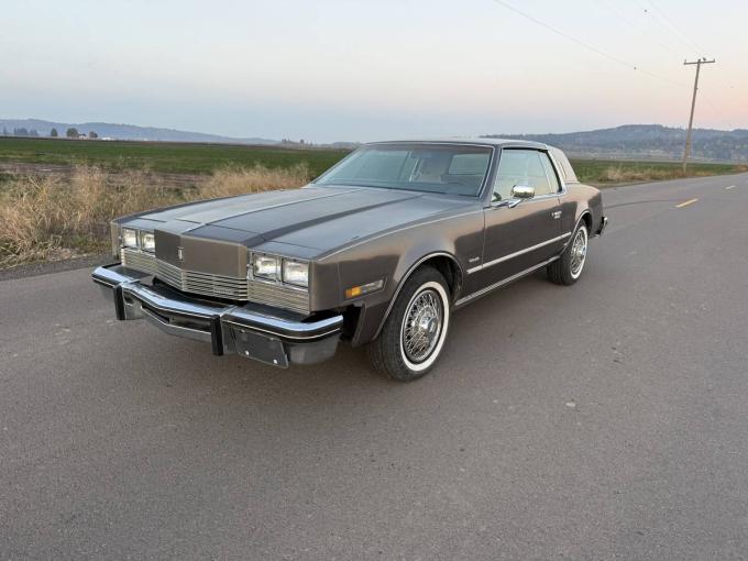 Oldsmobile Toronado Coupé de 1983