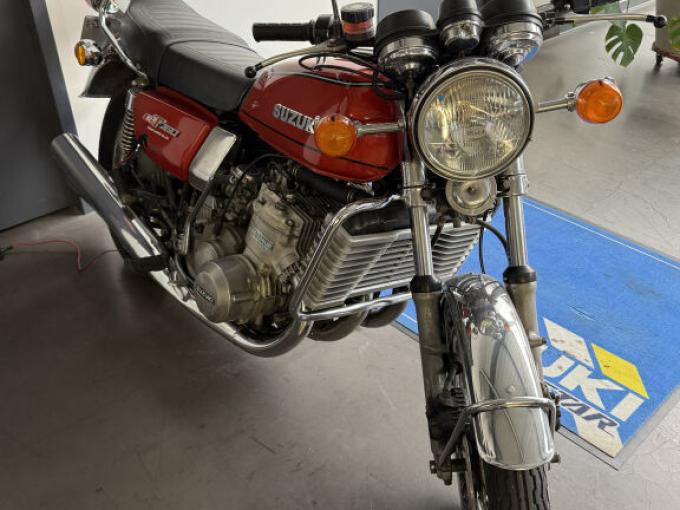 Moto Suzuki GT 750 de 1976