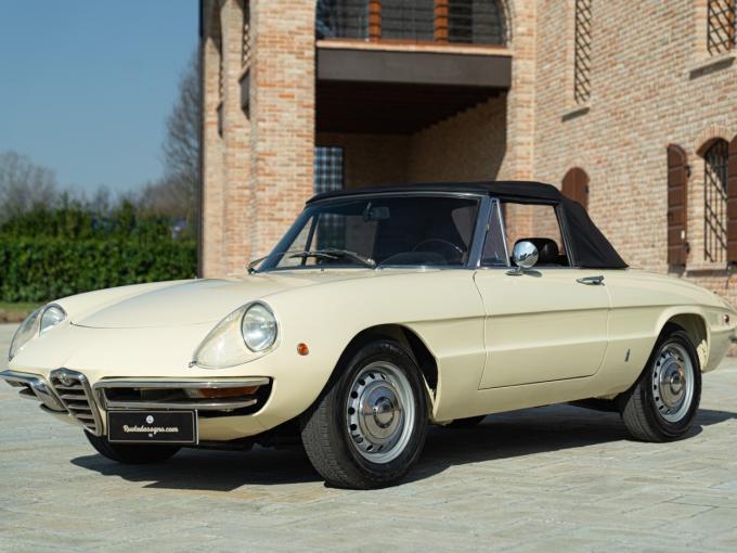 Alfa Roméo Spider 1750 Veloce de 1969