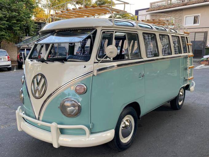 Volkswagen Combi T1 Samba Replica de 1972