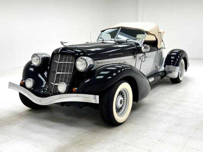 Auburn 851 Super-Charged “Boattail” Speedster  de 1970