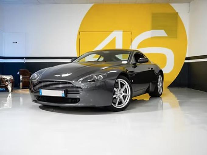 Aston Martin V8 Vantage de 2009