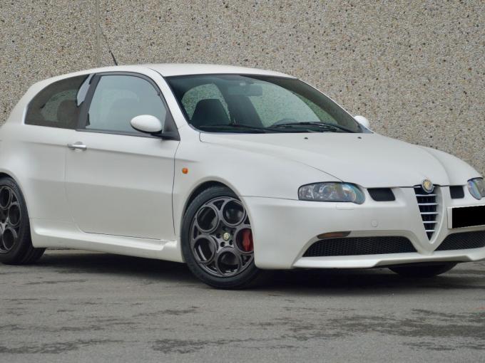 Alfa Roméo 147 GTA de 2003