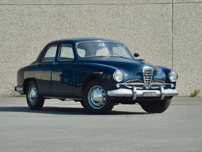 Alfa Roméo 1900 Super  de 1955