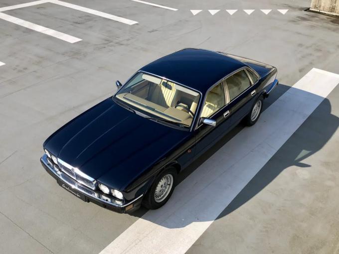 Jaguar Série - XJ 40 Sovereign 4.0 de 1992