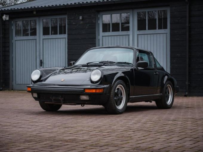 Porsche 911 Carrera 3.2 Targa de 1987