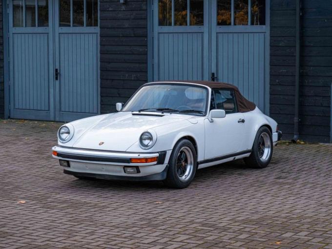 Porsche 911 3.2 Carrera Cabriolet de 1985