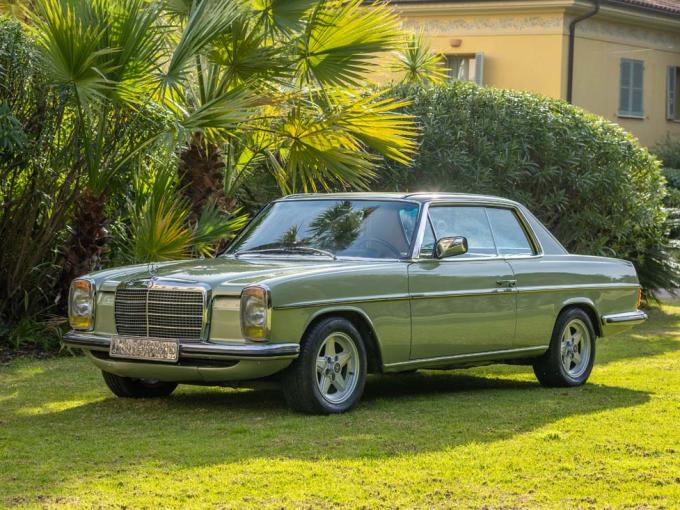 Mercedes-Benz CE 280 W114 de 1974