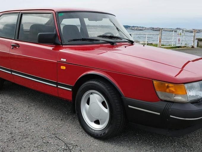 Saab 900 i de 1990