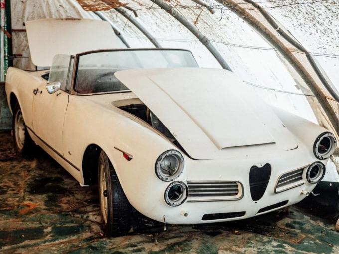 Alfa Roméo 2600 Spider Touring de 1964