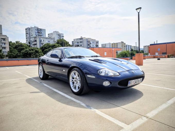 Jaguar XK8 Coupé de 2002
