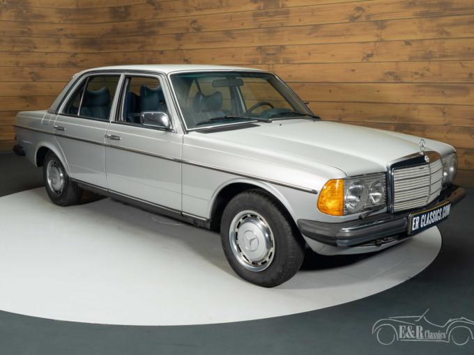 Mercedes-Benz 250 Berline de 1978
