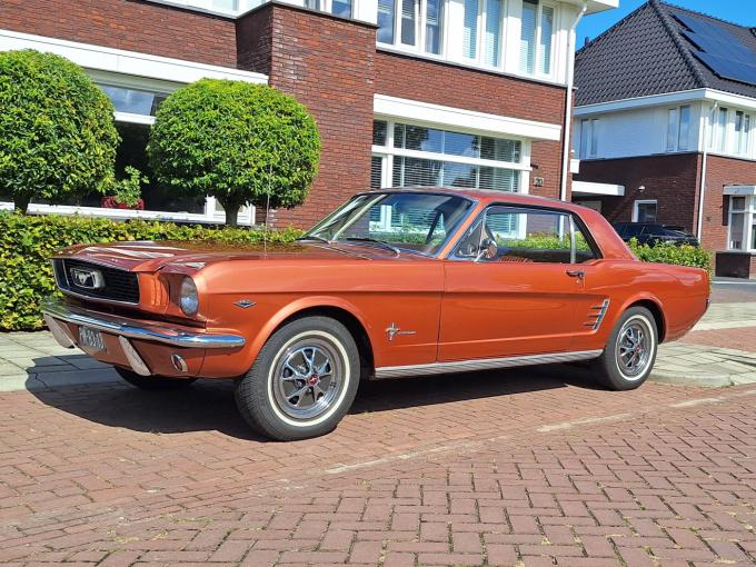 Ford Mustang V8 Coupé de 1966