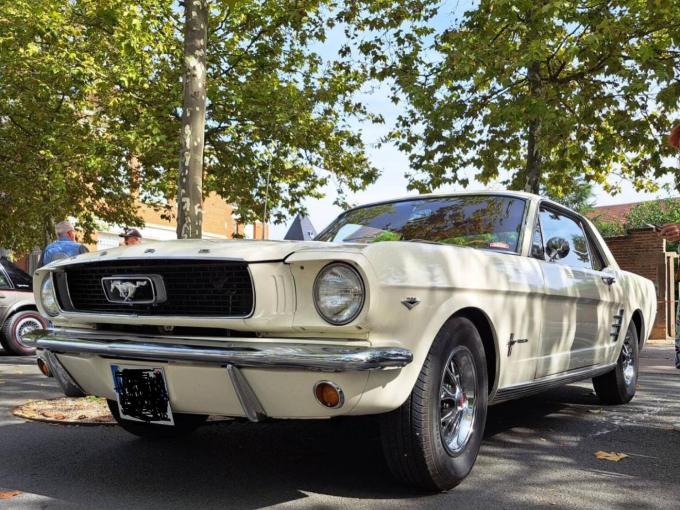 Ford Mustang V8 289 de 1966